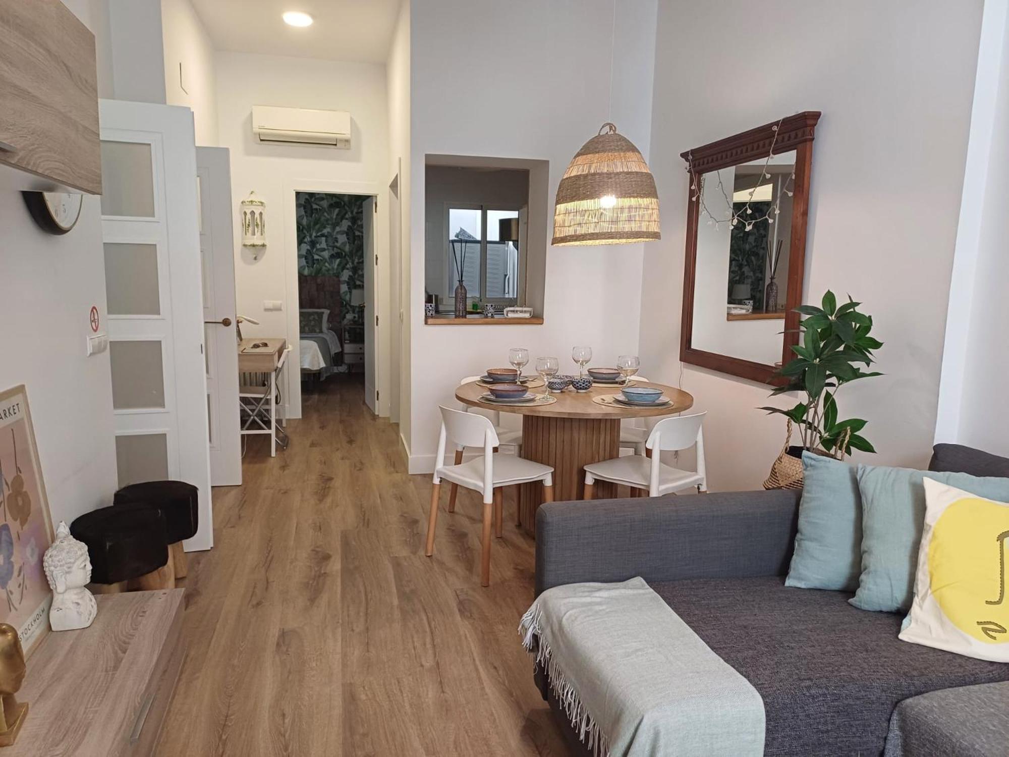 Apartamento La Merced Малага Екстериор снимка